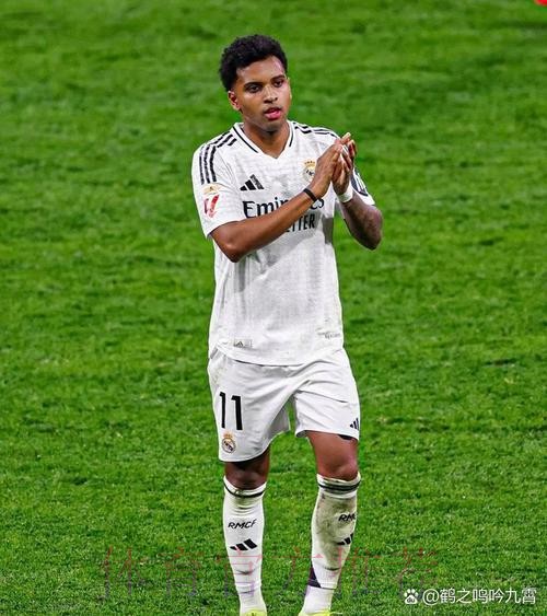 罗德里戈:希望姆巴佩能来皇马 但进攻线已是高水平 罗德里戈:希望姆巴佩能来皇马 但进攻线已是高水平